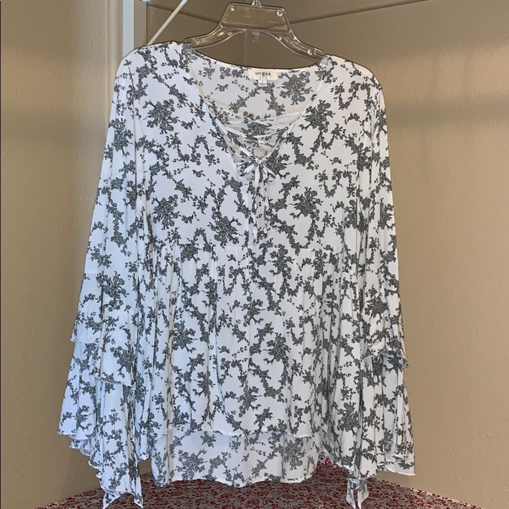 Boho blouse. Gently used. Size Large